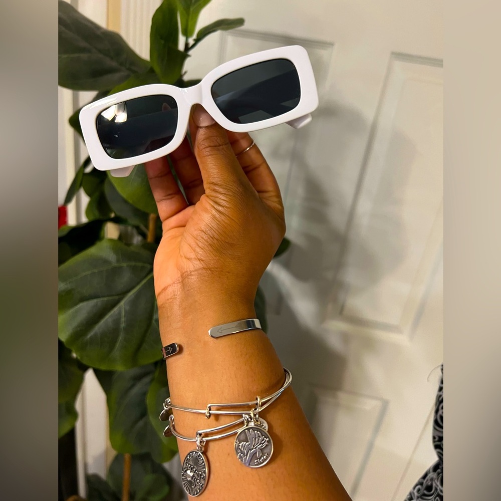 1pc Plastic Square White | Decorative Unisex Fashion Glasses